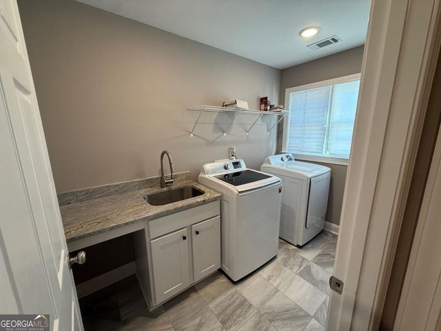 212 Huntington Shoals Drive, Athens, GA 30606