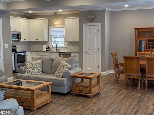 212 Huntington Shoals Drive, Athens, GA 30606