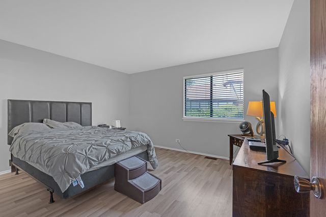 1538 Springview Court A1, Wheeling, IL 60090