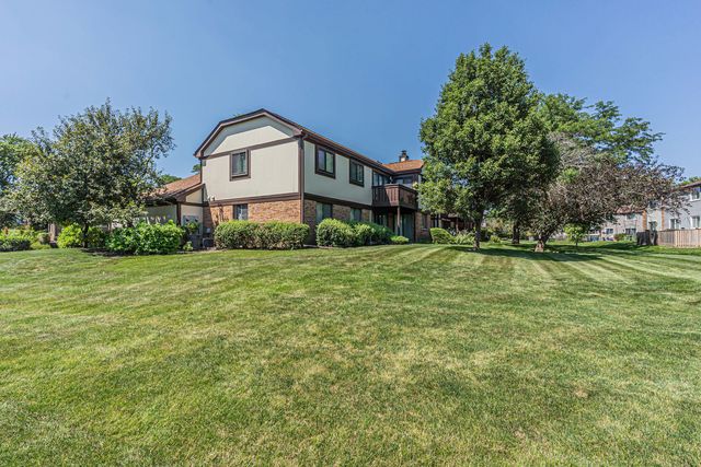 1538 Springview Court A1, Wheeling, IL 60090