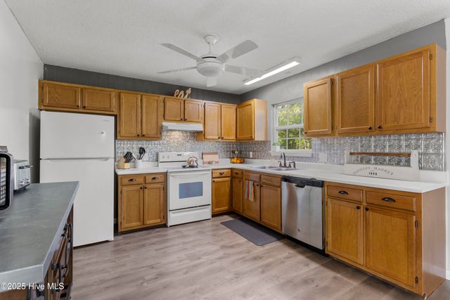 312 Eider Loop, Jacksonville, NC 28540
