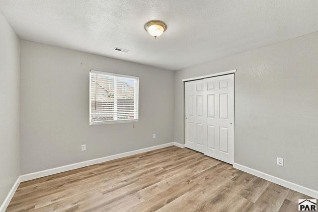 5307 Manor Ridge Dr, Pueblo, CO 81005