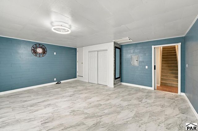 5307 Manor Ridge Dr, Pueblo, CO 81005