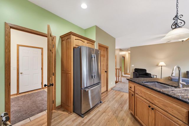 12831 Foxhill Avenue N, Hugo, MN 55038