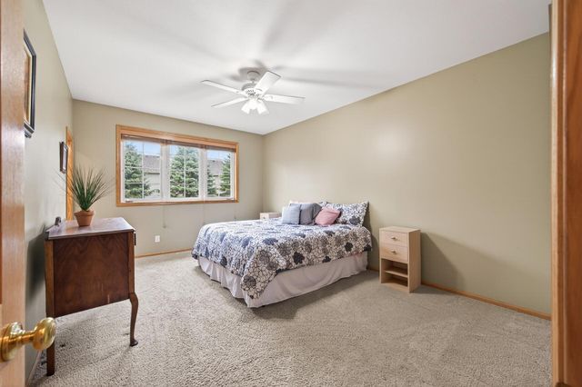 12831 Foxhill Avenue N, Hugo, MN 55038