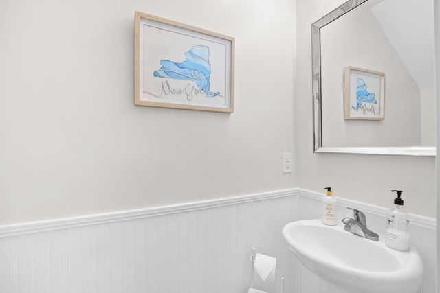 706 Riverward Dr., Myrtle Beach, SC 29588