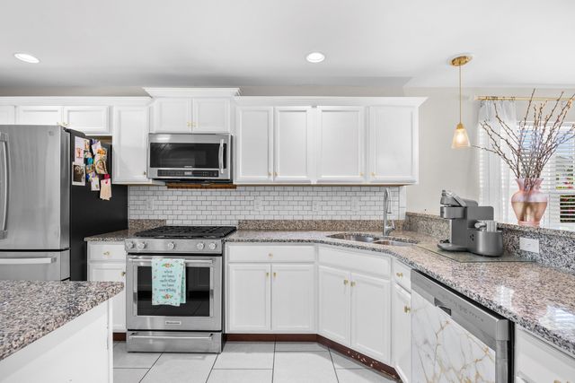 706 Riverward Dr., Myrtle Beach, SC 29588