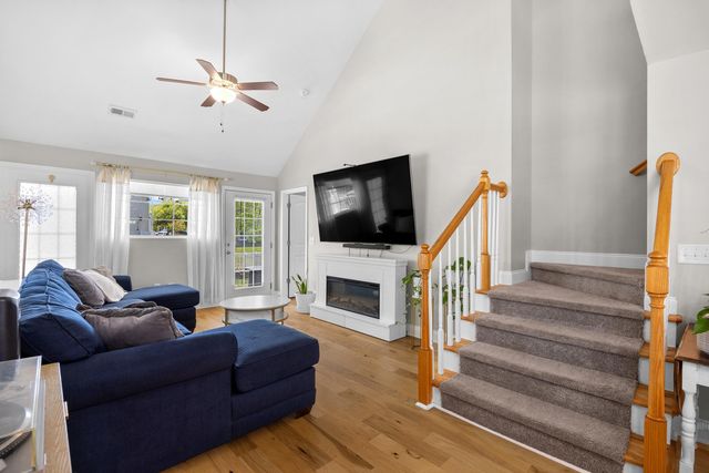 706 Riverward Dr., Myrtle Beach, SC 29588