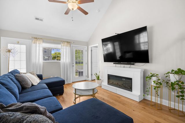 706 Riverward Dr., Myrtle Beach, SC 29588