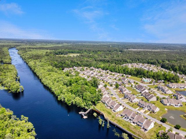 706 Riverward Dr., Myrtle Beach, SC 29588