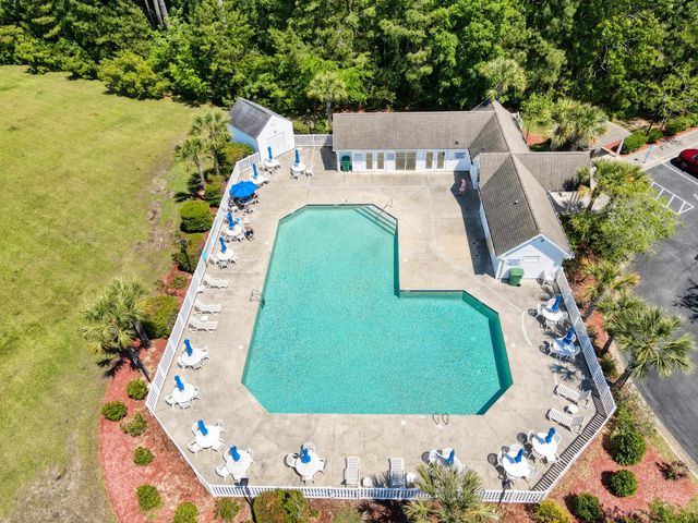 706 Riverward Dr., Myrtle Beach, SC 29588