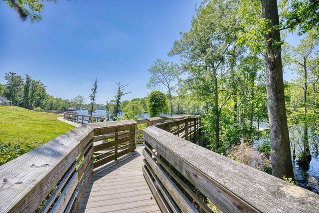 706 Riverward Dr., Myrtle Beach, SC 29588