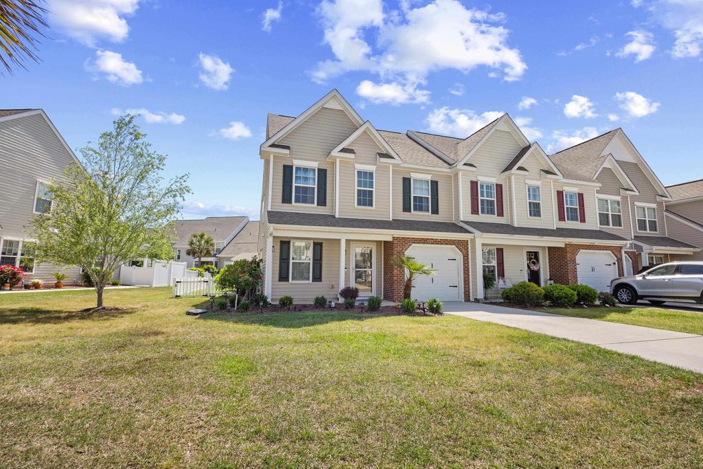 706 Riverward Dr., Myrtle Beach, SC 29588