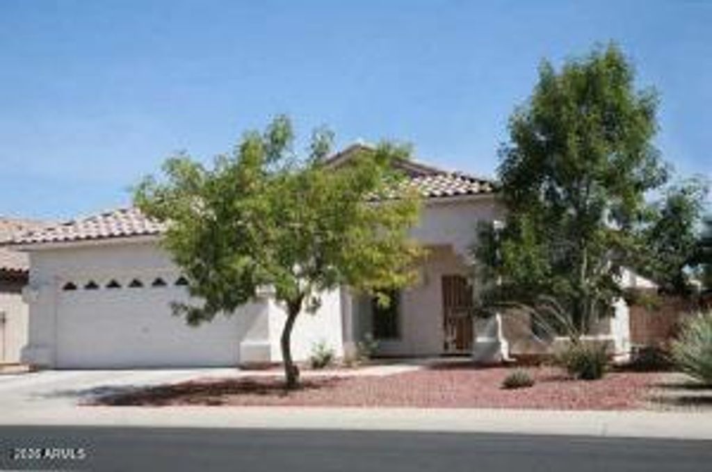 2506 E CASITAS DEL RIO Drive E, Phoenix, AZ 85024 — exterior