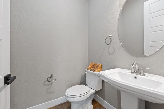 1608 Carmine DR, Leander, TX 78641