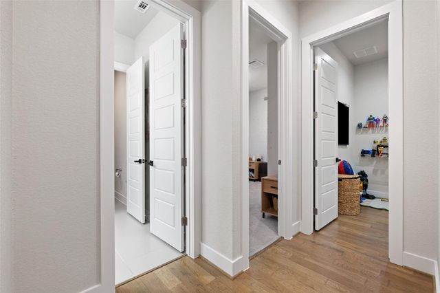 1608 Carmine DR, Leander, TX 78641