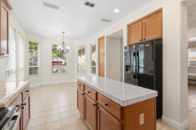 280 Perazul Cir, Sacramento, CA 95835