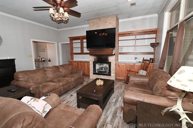 451877 E 958, Vian, OK 74962