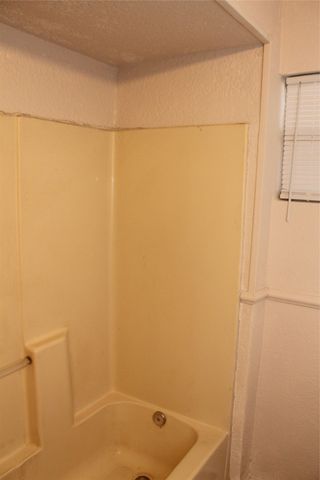531 W Spurgeon Street, Fort Worth, TX 76115