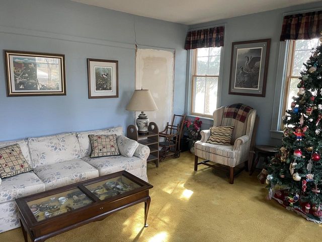 1320 E Oakwood ROAD, Oak Creek, WI 53154