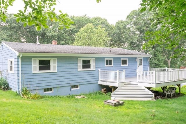 10 Fair Oaks Road 10, Plymouth, MA 02360