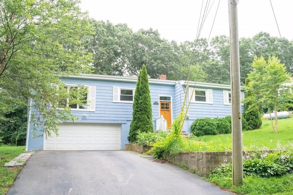 10 Fair Oaks Road 10, Plymouth, MA 02360
