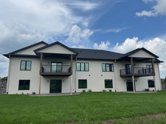 2330 9th Street W, Albert Lea, MN 56007