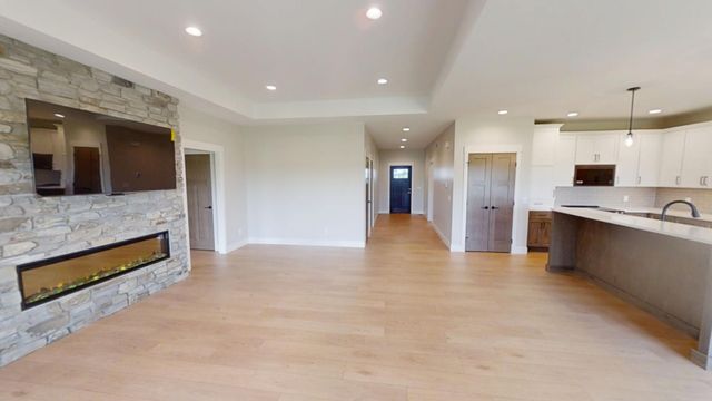 2330 9th Street W, Albert Lea, MN 56007