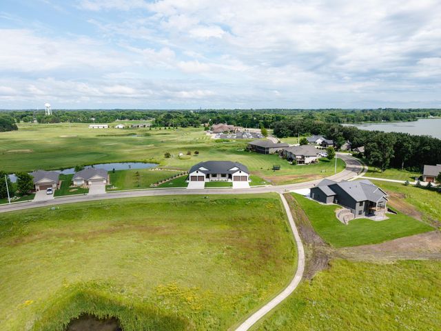 2330 9th Street W, Albert Lea, MN 56007