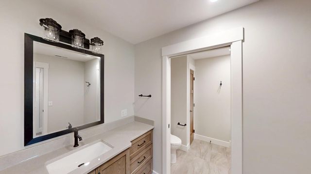 2330 9th Street W, Albert Lea, MN 56007