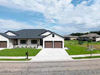 2330 9th Street W, Albert Lea, MN 56007