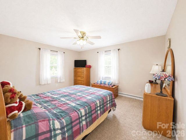 41 Vista Drive, Clyde, NC 28721