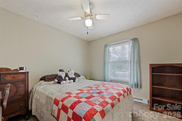 41 Vista Drive, Clyde, NC 28721