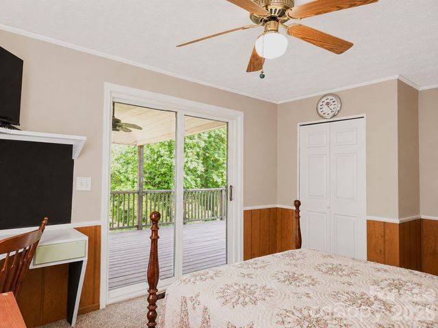 41 Vista Drive, Clyde, NC 28721