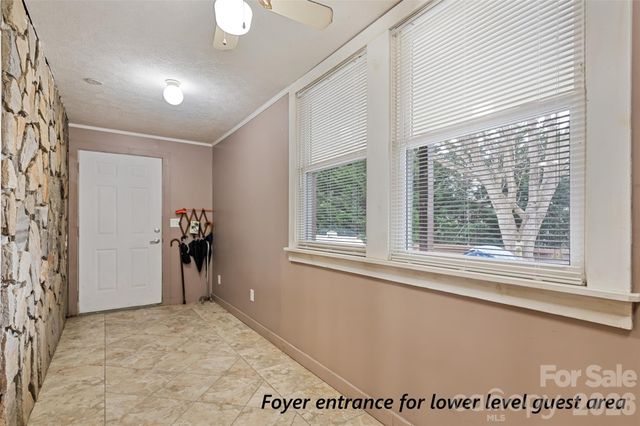 41 Vista Drive, Clyde, NC 28721