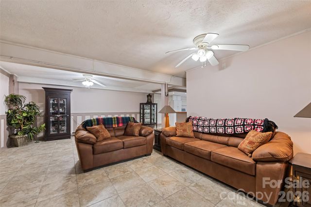 41 Vista Drive, Clyde, NC 28721