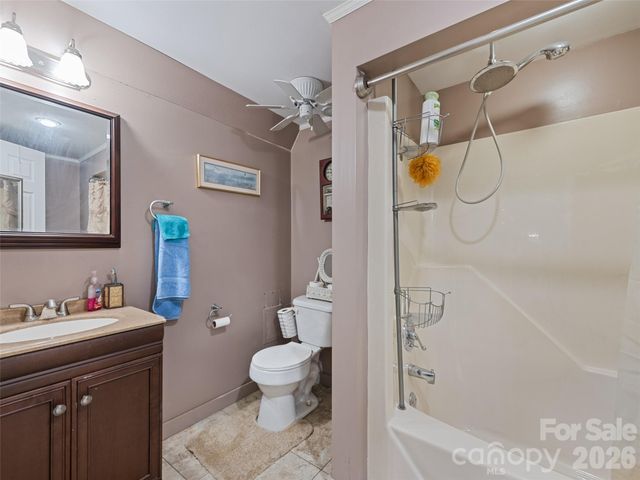 41 Vista Drive, Clyde, NC 28721