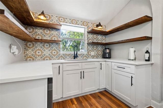 1511 PRESCOTT STREET S, St Petersburg, FL 33712