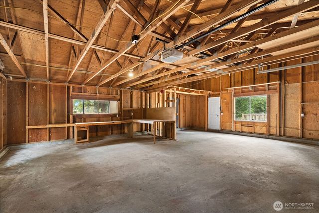 16033 Agate Street SE, Yelm, WA 98597