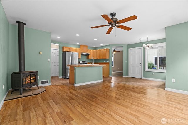 16033 Agate Street SE, Yelm, WA 98597