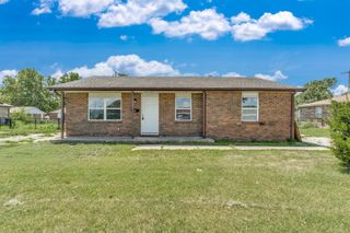 1607 E Berkeley St, Wichita, KS 67216