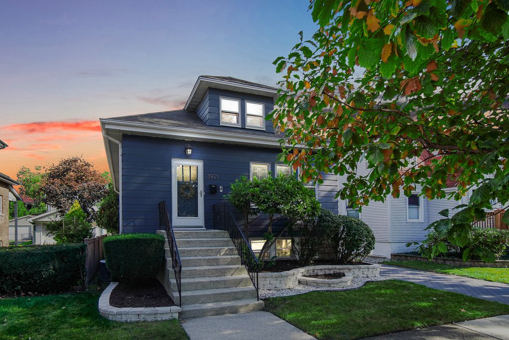 3921 Sunnyside Avenue, Brookfield, IL 60513