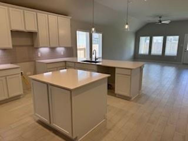 626 Yard Master Trail, Rosharon, TX 77583