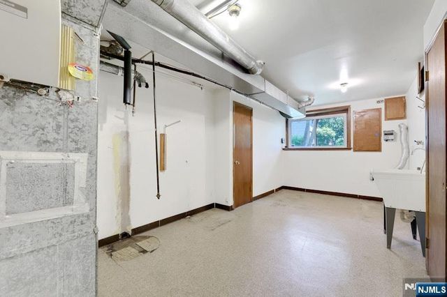 64 Overlook Drive, Woodcliff Lake, NJ 07677