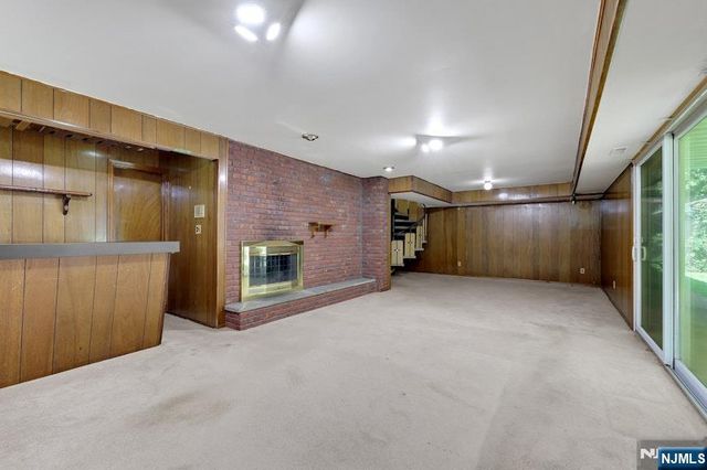 64 Overlook Drive, Woodcliff Lake, NJ 07677