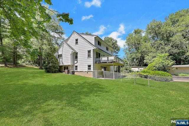64 Overlook Drive, Woodcliff Lake, NJ 07677