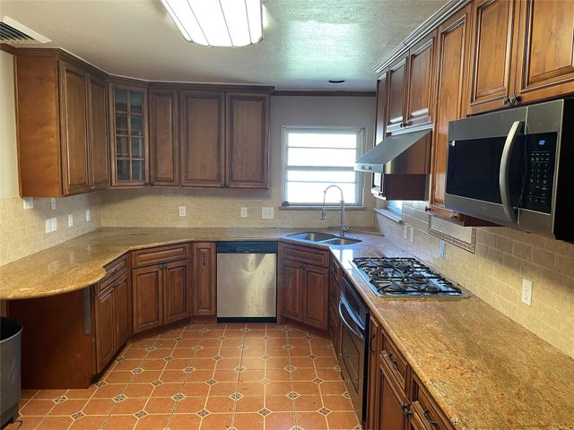 4118 Sarong Drive, Houston, TX 77025