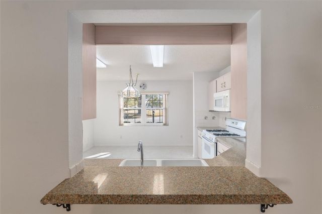 9671 SW 97TH STREET, Ocala, FL 34481