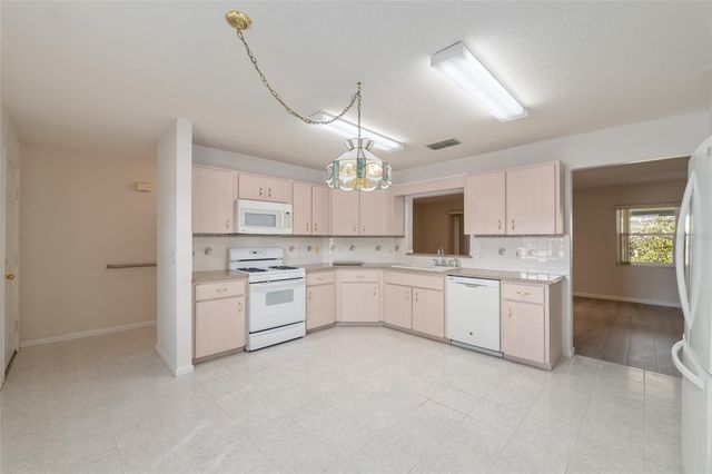 9671 SW 97TH STREET, Ocala, FL 34481