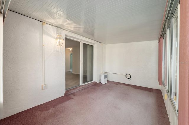 9671 SW 97TH STREET, Ocala, FL 34481